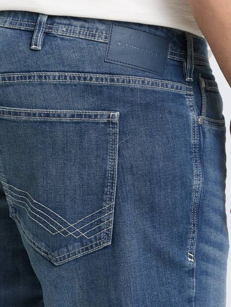 REGULAR Jeans mit Stretch