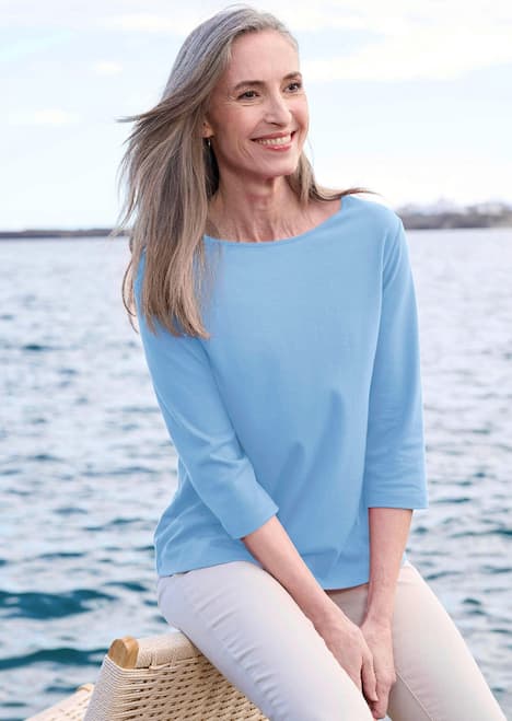 Basic Shirt mit U-Boot-Ausschnitt