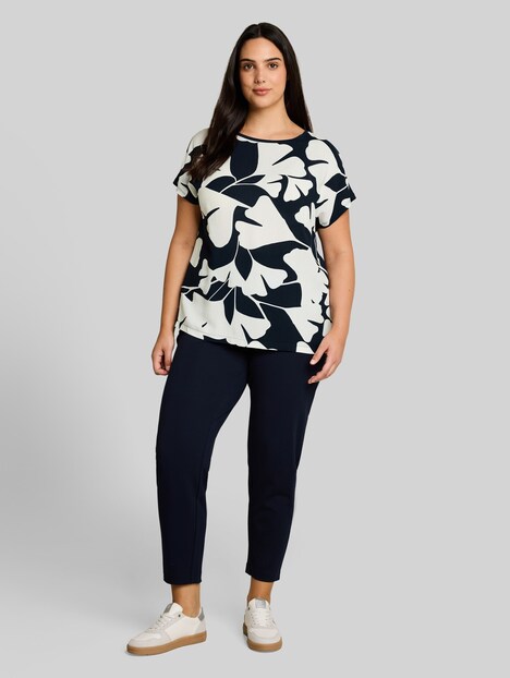 T-Shirt im Material-Mix