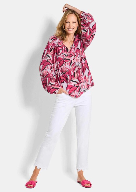 Viskosebluse mit floralem Muster