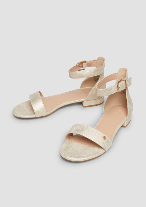 Sandalen in Leder-Optik