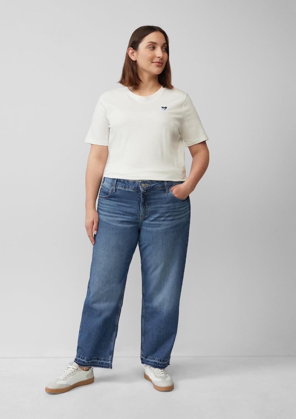 Cropped Jeans / Mid Rise / Straight Fit / mit Saumdetails