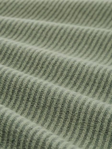 Strickpullover mit Stehkragen