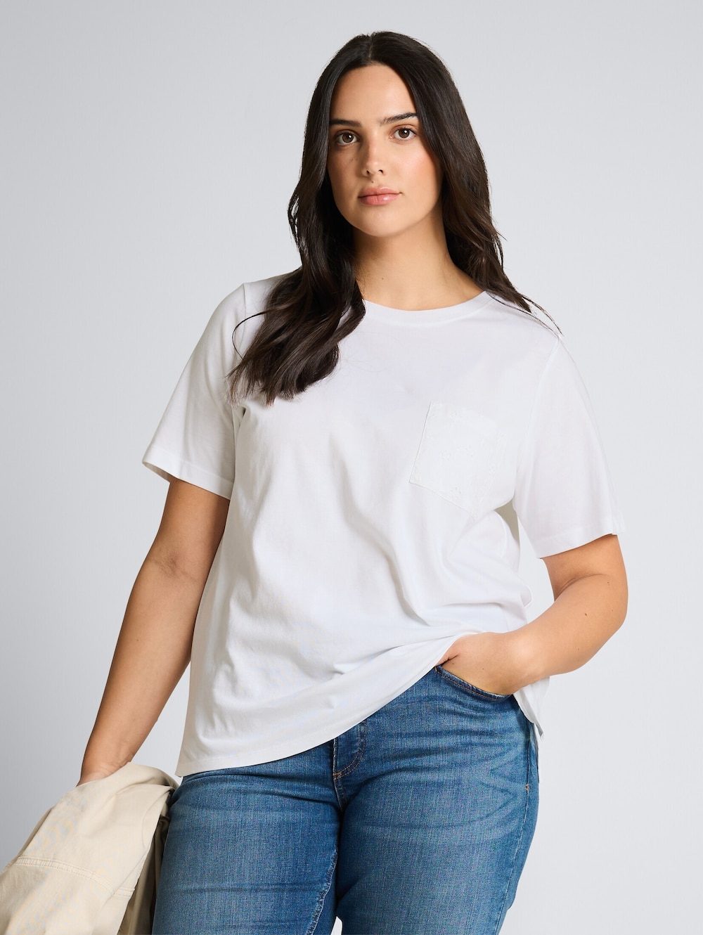 Boxy Fit T-Shirt mit Brusttasche