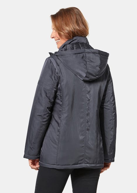 Jacke mit Kapuze und Steppfutter