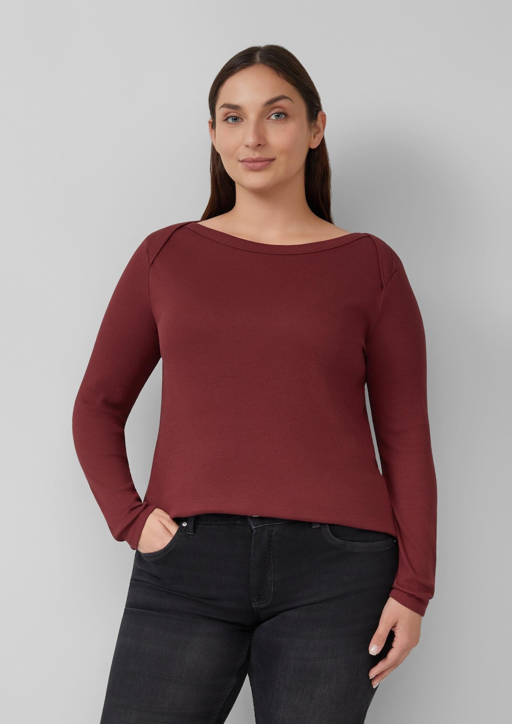 Langarmshirt mit U-Boot-Ausschnitt