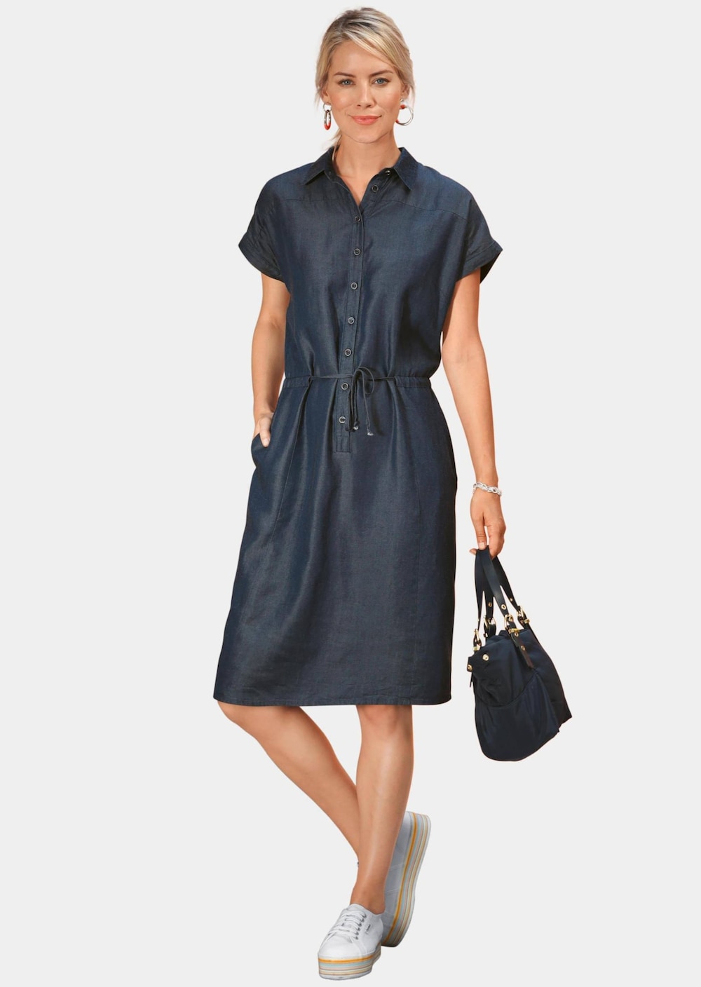 Modernes Tencel-Kleid mit Bindedetail