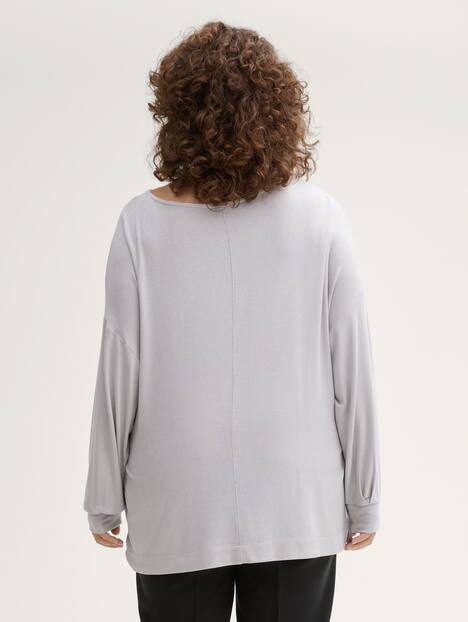Lockerer Pullover mit Glitzer-Effekt