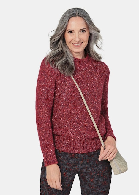 Weicher Bouclé-Pullover, Stehkragen