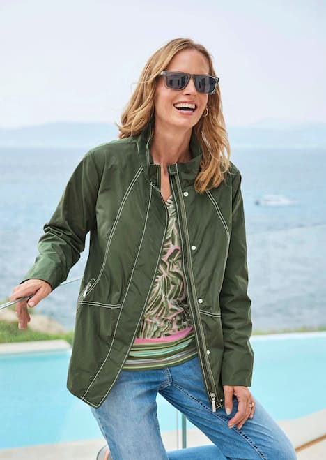 Outdoor-Jacke mit Kontrastnähten
