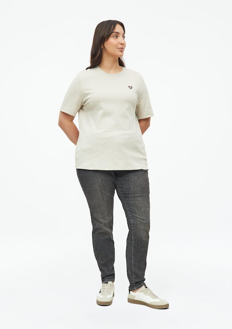 T-Shirt mit Leo-Herz