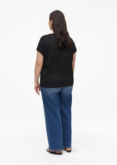 Strukturiertes V-Neck-T-Shirt im Relaxed Fit