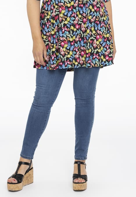 Jeans mit einem elastischen Bund