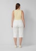 Jeans / Mid Rise / Slim Fit / Capri