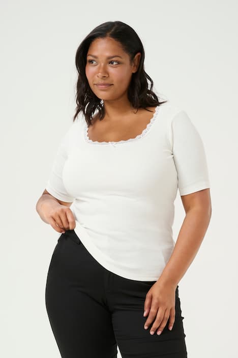 T-shirt Tight fit
