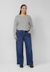Jeans / Mid Rise / Wide Fit