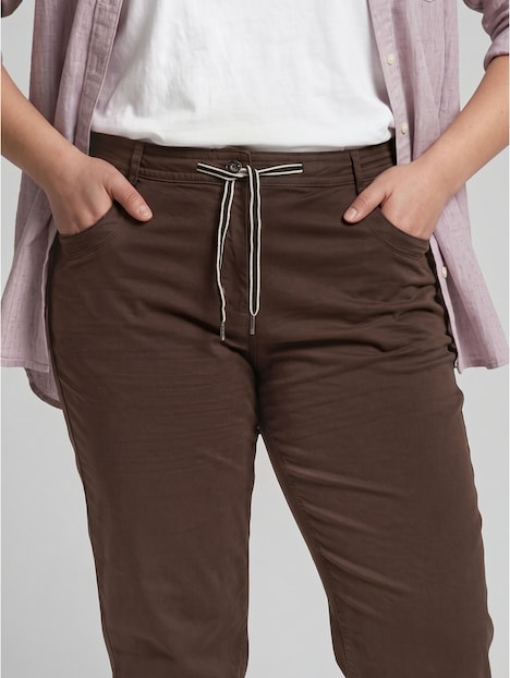 Cropped Slim Hose