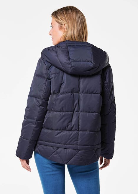 Steppjacke mit Kapuze