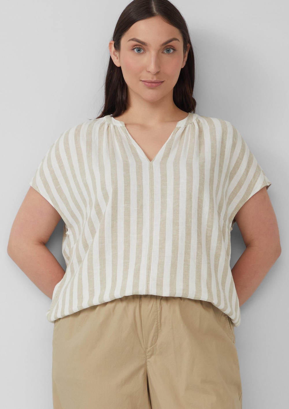 Ärmellose Bluse aus Leinenmix im Relaxed Fit