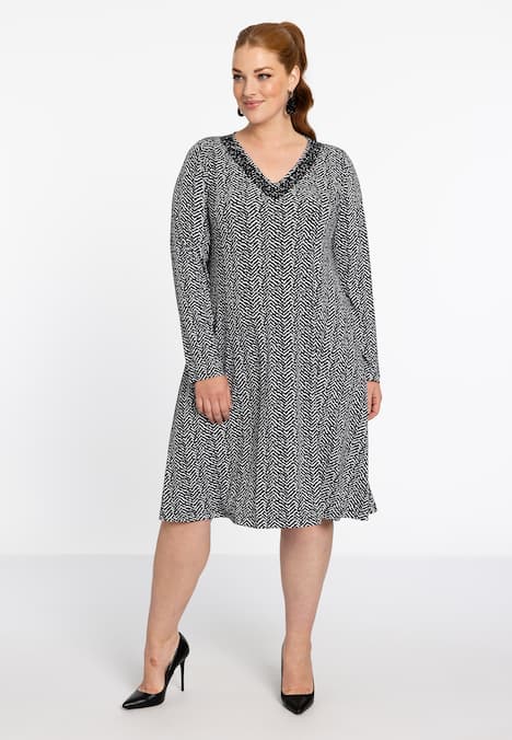 Kleid mit Strasssteinen