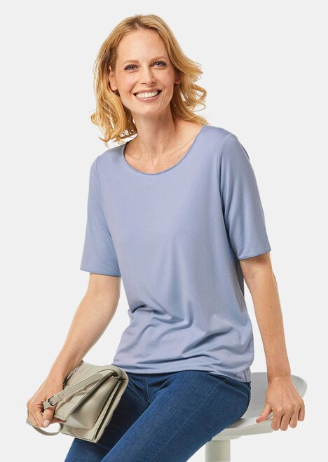 Kombistarkes Halbarmshirt mit tonaler Zierkante