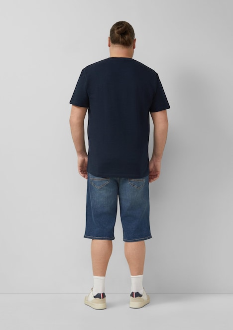 Strukturiertes T-Shirt