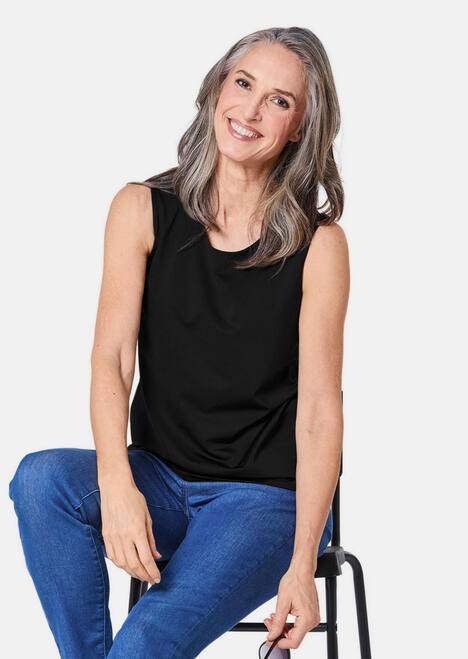 Gepflegtes Top in formstabiler Ware