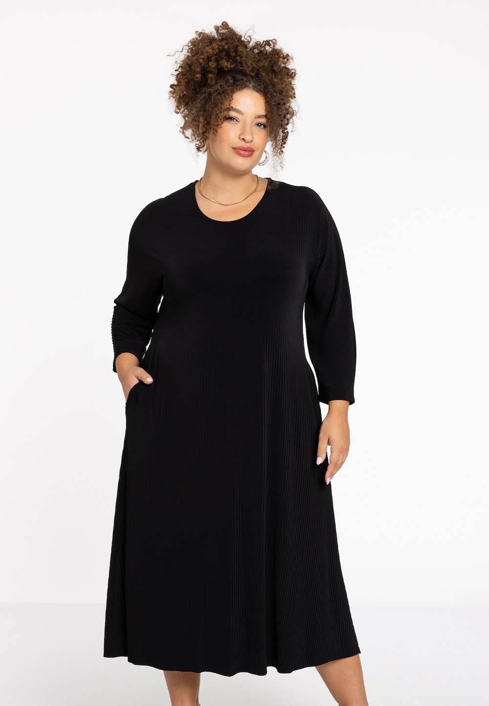 Kleid mit falten