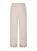 Sommerhose mit floraler Spitze
