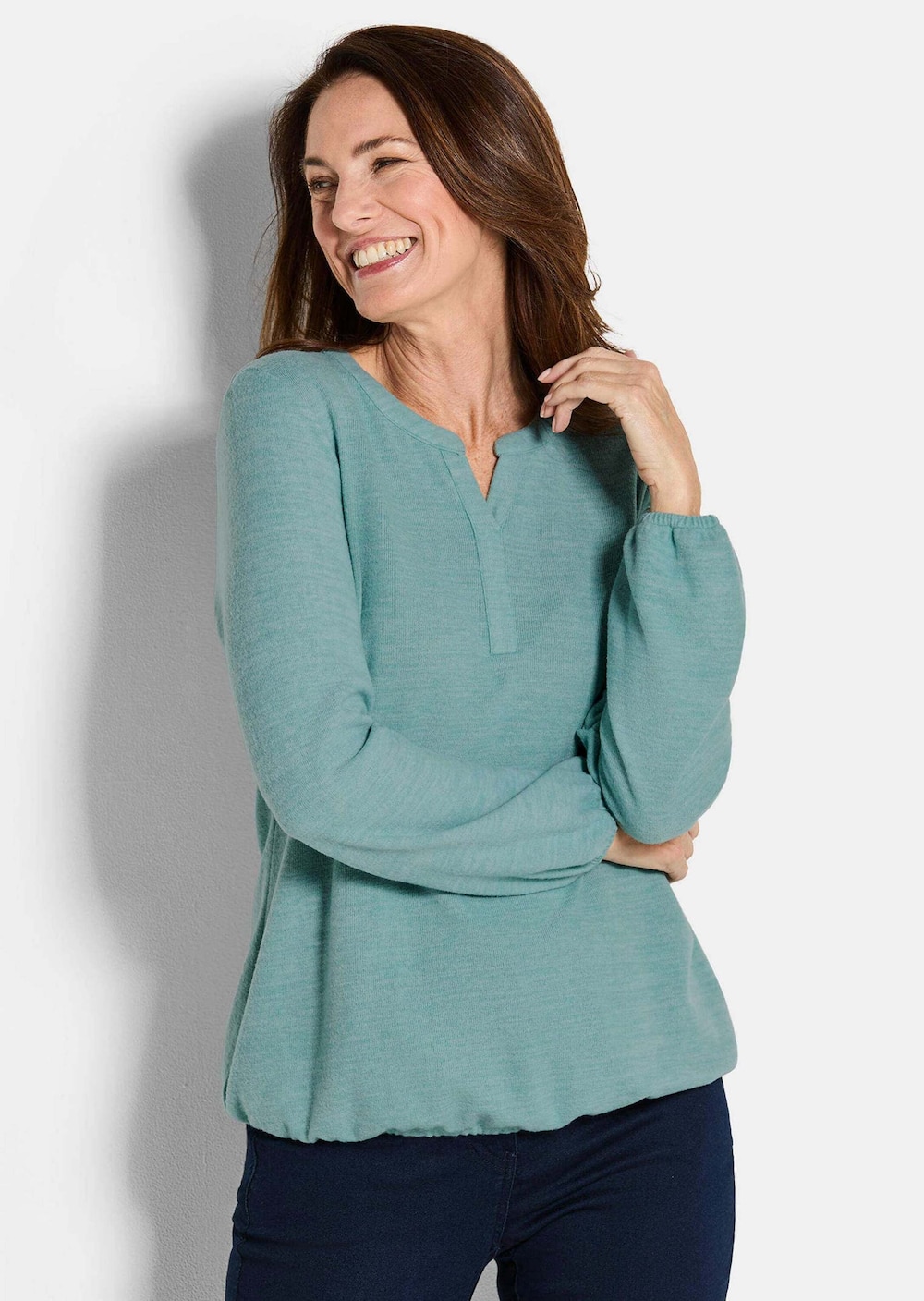 Elegante Rundhals-Bluse mit Zierblende