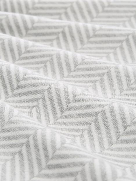 Pullover mit Fischgrätenmuster