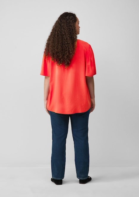 Bluse mit Puffärmeln