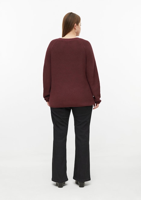 Pullover mit Rippstruktur und Rollkanten