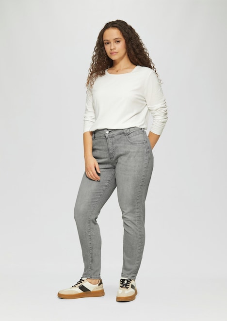 Jeans / Skinny Fit / Mid Rise / Skinny Leg