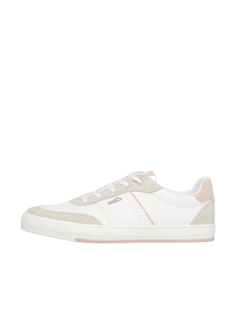 Sneaker mit Schnürung