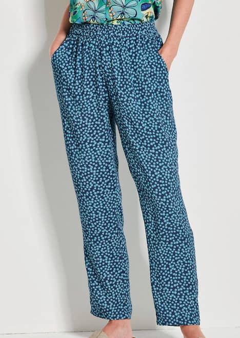 Luftige Sommerhose mit Blütenmuster