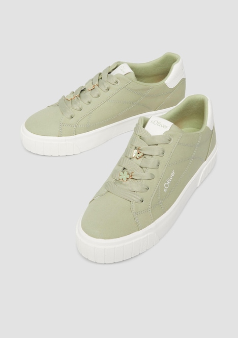 Textil-Sneaker mit Schnürung
