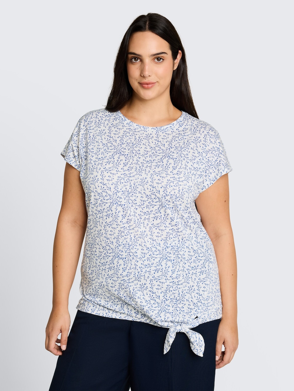 T-Shirt mit Knotendetail
