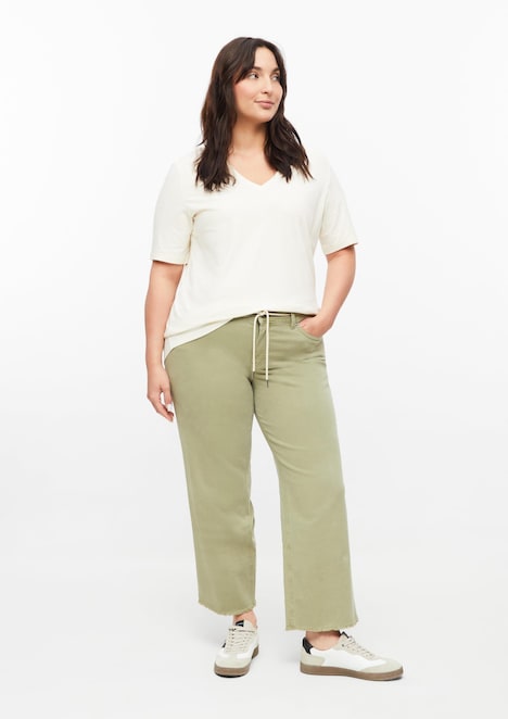 Cropped Jeans / Mid Rise / Straight Fit