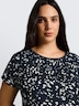 T-Shirt im Material-Mix