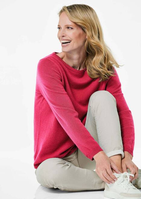 Kaschmirpullover mit U-Boot Ausschnitt