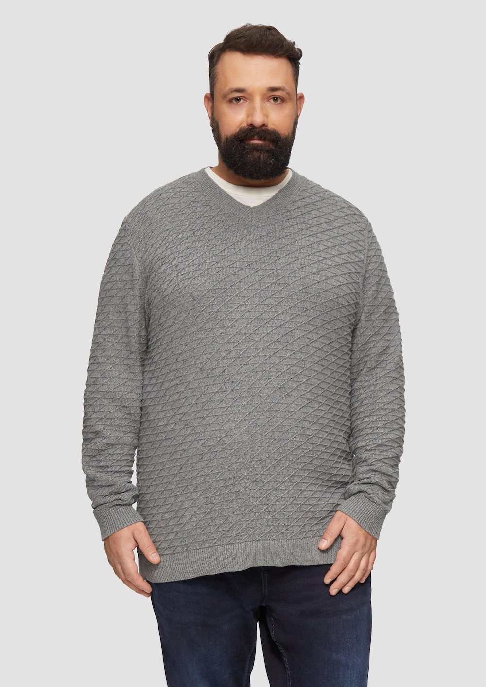 Strukturierter Pullover mit V-Ausschnitt