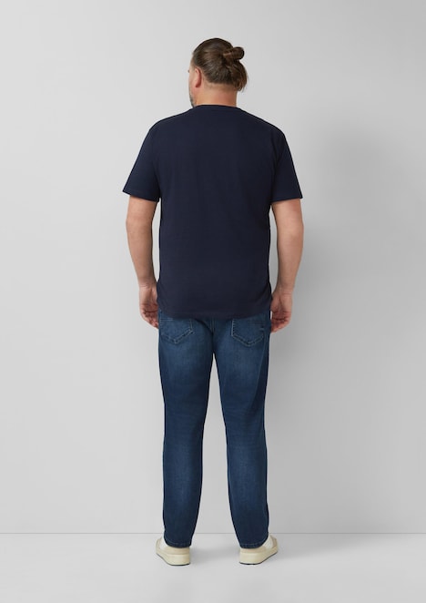 T-Shirt aus Heavy Jersey im Modern Fit mit College-Artwork