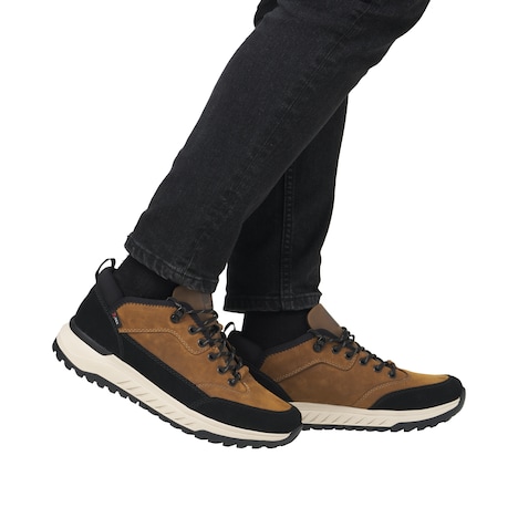 Sneaker Low U0102