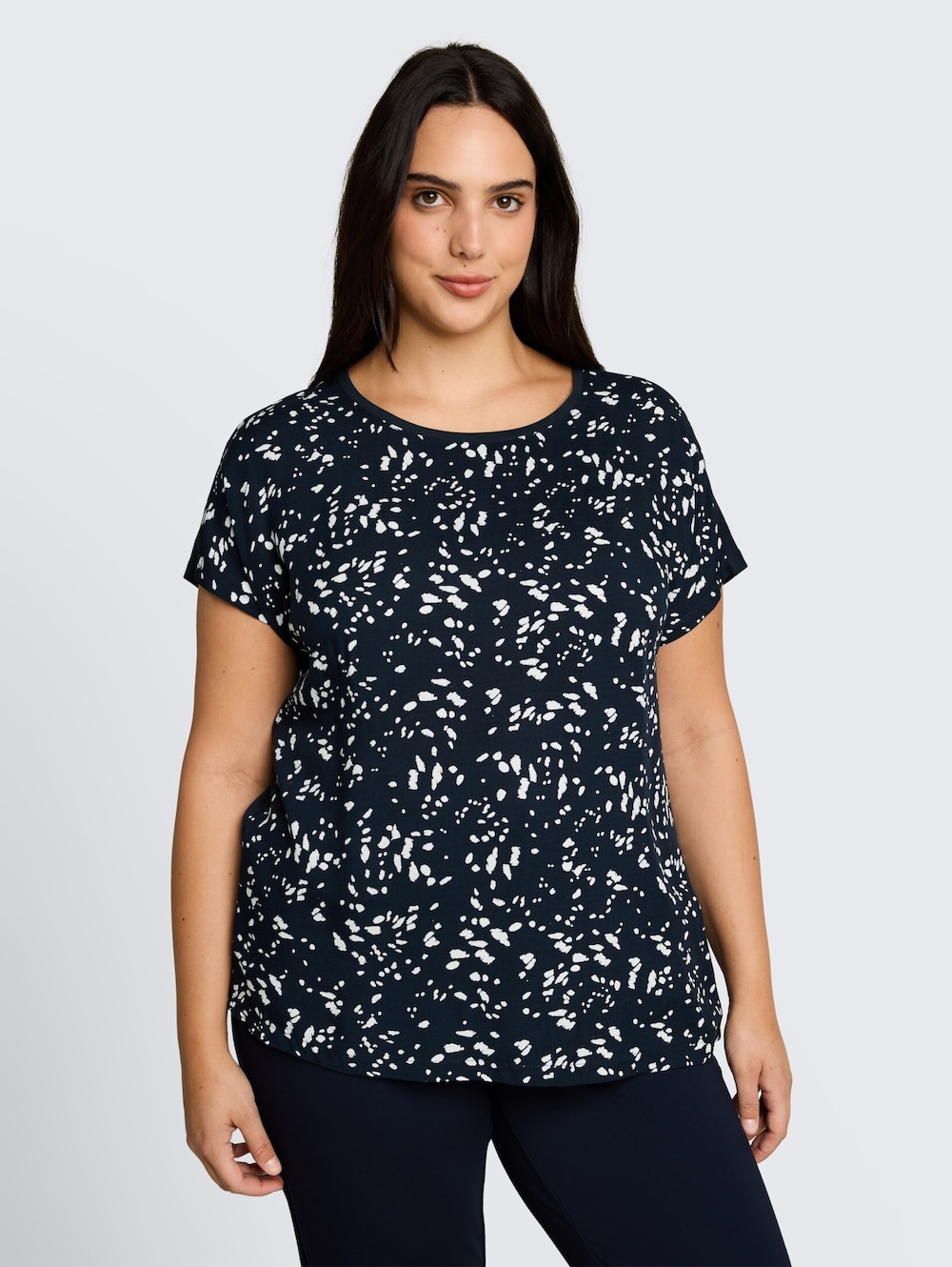 T-Shirt im Material-Mix