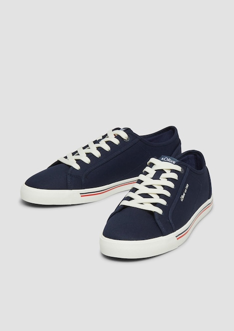 Sneaker mit Streifen-Detail