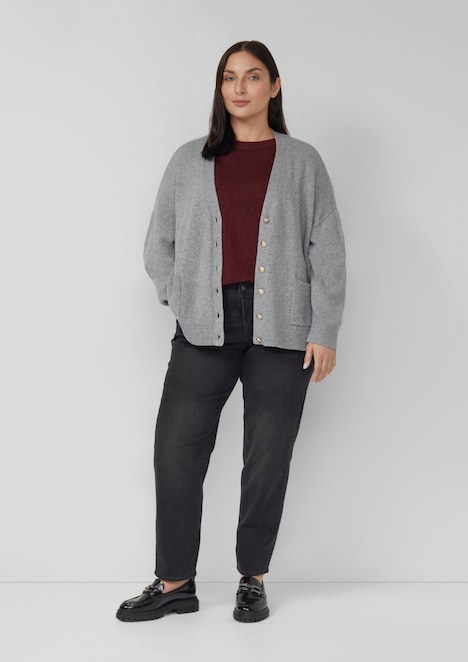 Jeans / Mid Rise / Tapered Fit / cosy inside