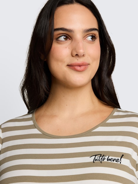T-Shirt mit Stickerei