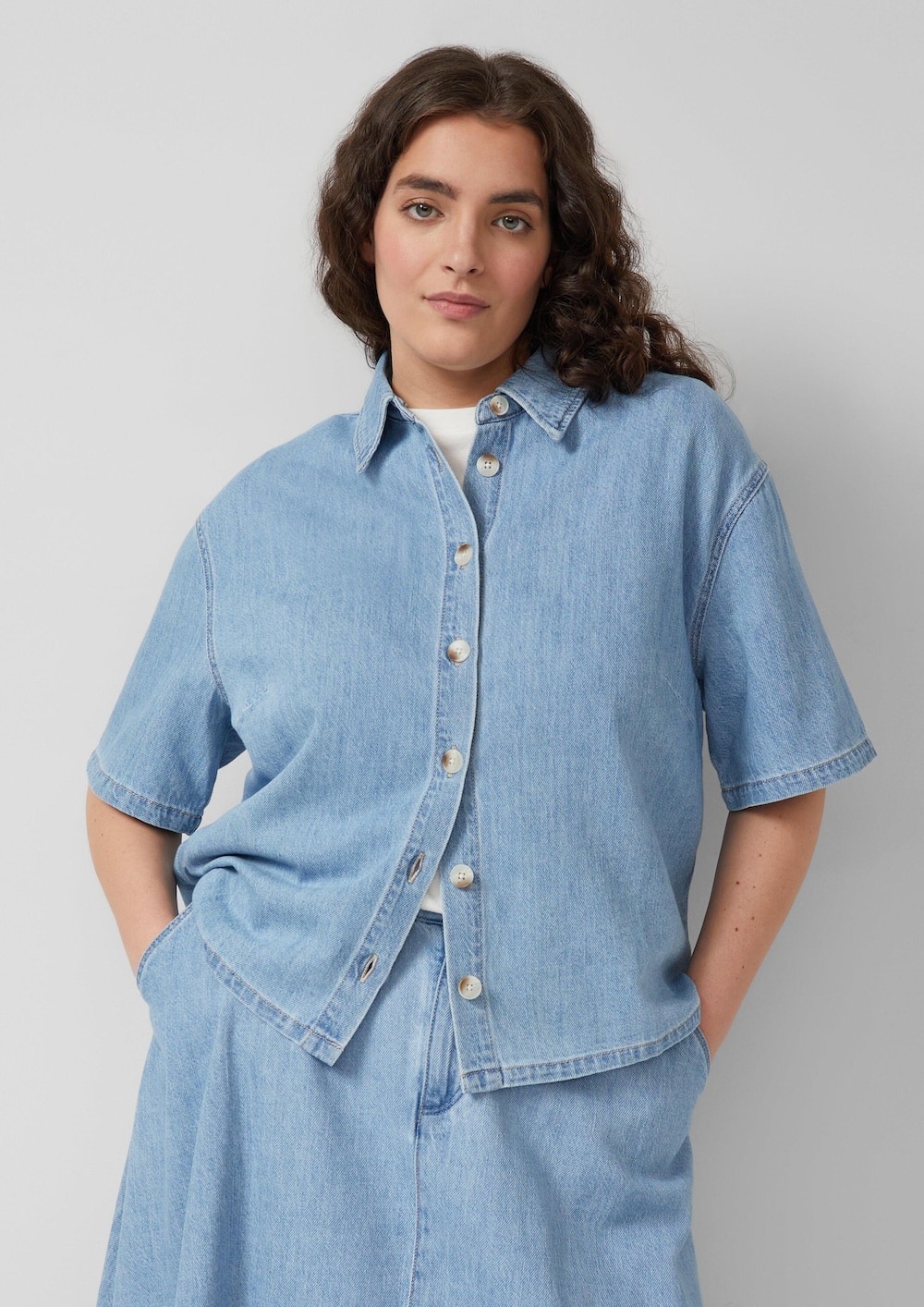Denim-Bluse im Relaxed Fit