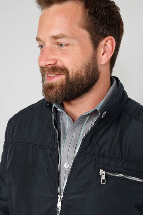 Jacke mit Stehkragen